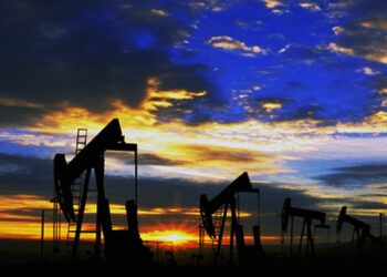 Chinese Companies Offered to have Invest in Oil, Gas Sector of Pakistan