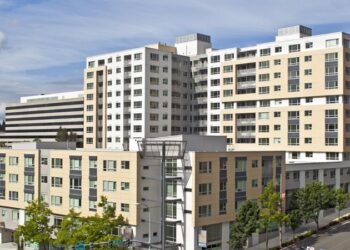 Chinese envoy expresses interest in the manufacturing and housing sectors