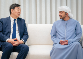 چینی حکومت کے امور مشرق وسطیٰ کے خصوصی ایلچی کی متحدہ عرب امارات کے نائب وزیرِاعظم و وزیرِ خارجہ سے ملاقات