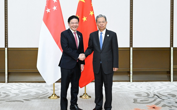 چین کی قومی عوامی کانگریس کی اسٹینڈنگ کمیٹی کے چیئرمین چاؤ لہ جی کی سنگاپور کے وزیر اعظم اور سری لنکا کی پارلیمنٹ کے اسپیکر سے الگ الگ ملاقات