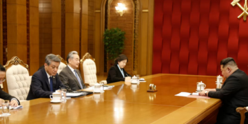 شمالی کوریا کے اعلیٰ ترین رہنما کم جونگ اُن کی وانگ ای سے ملاقات